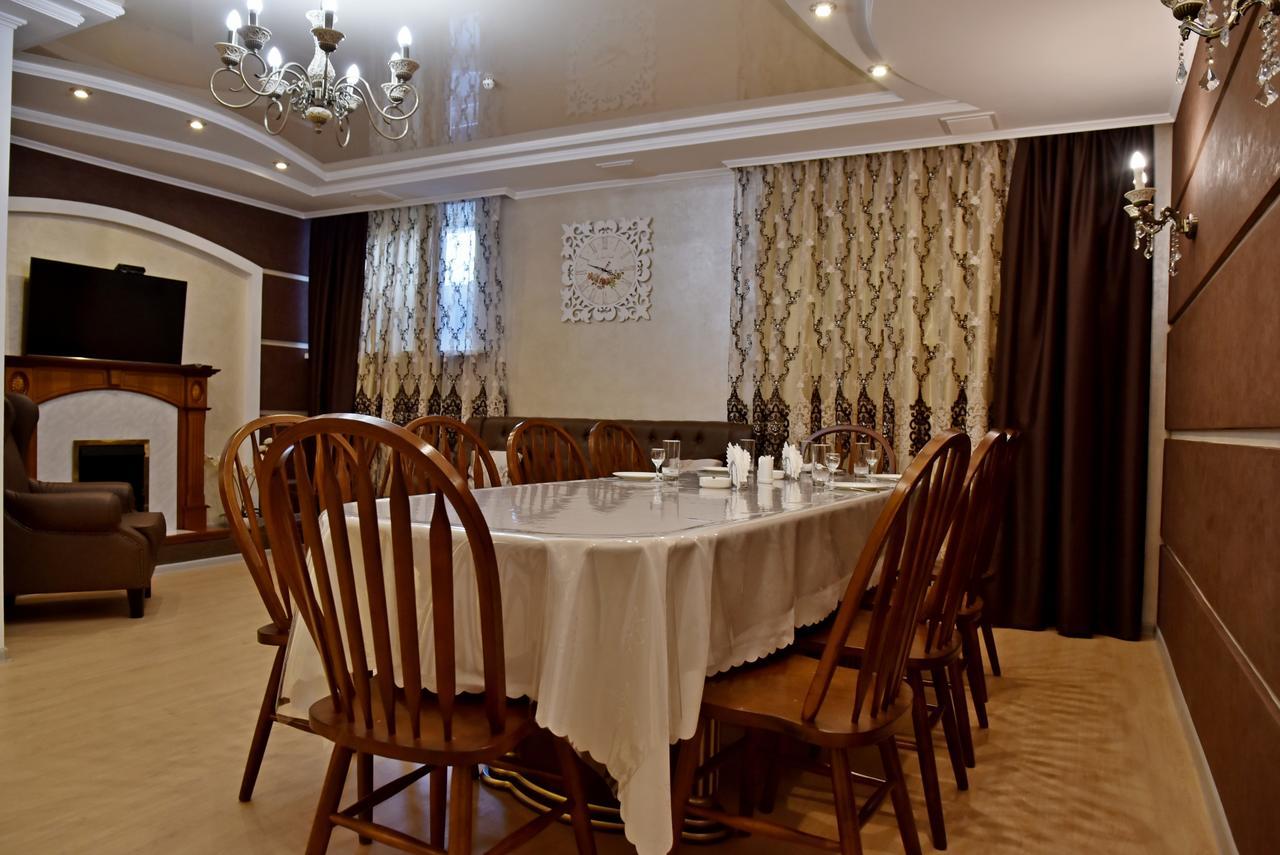 Hotel Gloria Kostanay Exterior photo